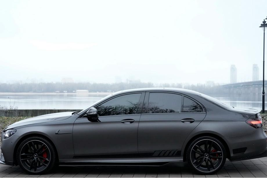 Mercedes E-class W213 2016-2023 Progi Boczne (2016-2019, Carbon) Image