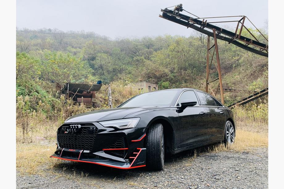 Audi A6 C8 2018–2025 Przedni Zderzak RS6-R Style Image