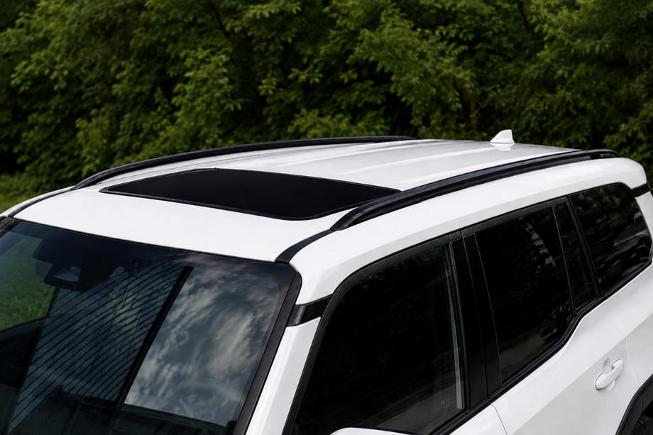 Toyota Land Cruiser Prado 250 2023- Zintegrowane relingi dachowe czarne OEM (Aluminium) Image