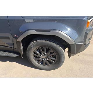Nakładki na nadkola Toyota Land Cruiser Prado 250 2023- zdjęcia 2