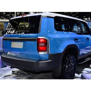 Chromowane Nakładki na Tylne Lampy Toyota Land Cruiser Prado 250 2023- zdjęcia 2