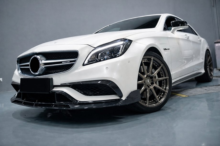 Mercedes CLS C218 2011-2018 Nakładka na przedni zderzak Lip V2 (do CLS63 AMG SD 2015-2018, Carbon) Image