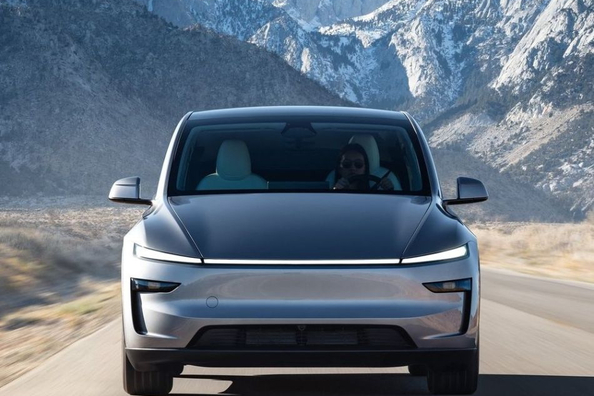 Recenzja Tesli Model Y 2025: Elektryczny crossover nowej generacji