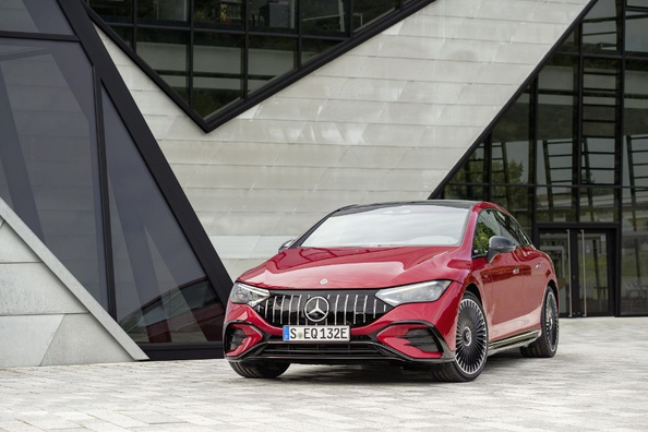 Recenzja elektrycznej limuzyny Mercedes-Benz EQE AMG (V295)