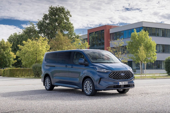 Recenzja minivana Ford Tourneo Custom 2024