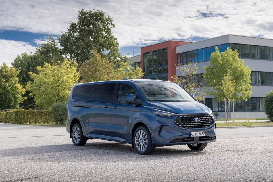 Recenzja minivana Ford Tourneo Custom 2024