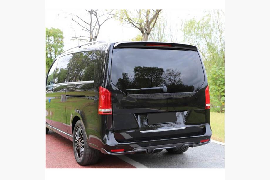 Mercedes Vito/V-class W447 2014- Dyfuzor Tylnego Zderzaka V3 (do V-Class 2014-2019, Carbon) Zdjęcia 2