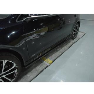 Kompletny zestaw body kit z karbonu (do R/R-line HB 2012-2017, Carbon) zdjęcia 4