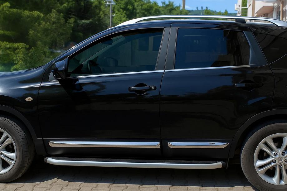 Nissan Qashqai 2010-2014 Listwy drzwiowe OmsaLine (4 szt, stal nierdzewna) Image