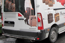Renault Master 2011-2023 Tylna Belka (Stal Nierdzewna) zdjęcia 2