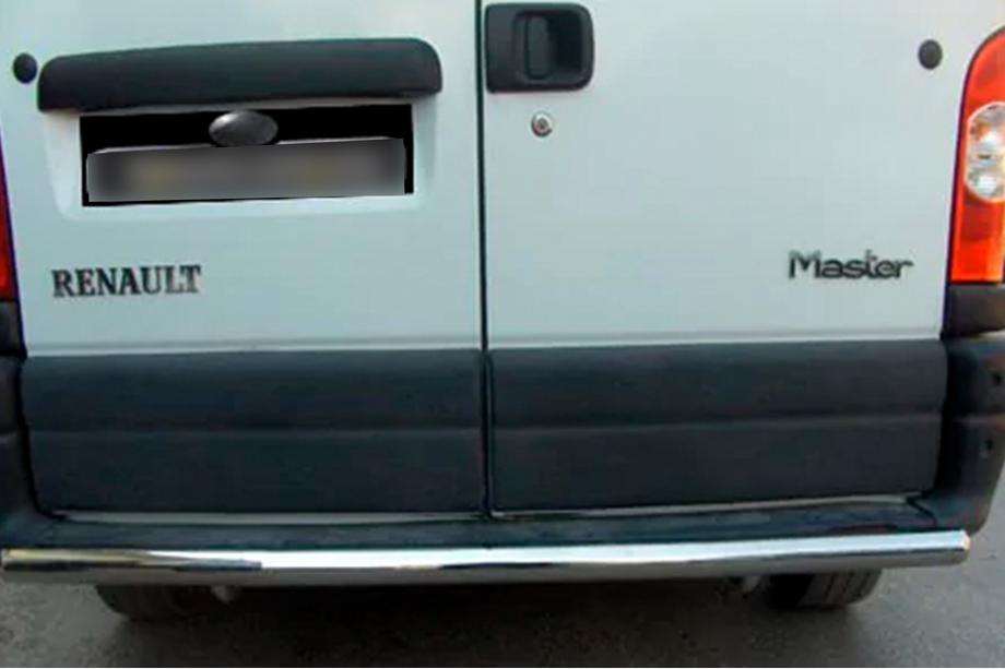 Renault Master 2011-2023 Tylna Belka (Stal Nierdzewna) Zdjęcia 3