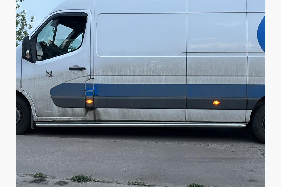 Nissan NV400 2010-2024 Progi Boczné Premium (2 szt., Stal Nierdzewna) 60mm, Krótki Rozstaw Osi Zdjęcia 3