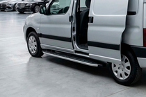 Peugeot Partner 1996-2008 Progi Boczné Fullmond (2 szt, aluminium) zdjęcia 1