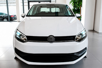 Volkswagen Polo 2010-2017 Reflektory przednie (2 szt) zdjęcia 2
