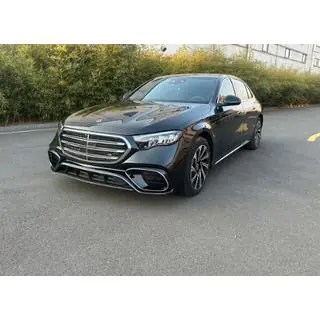 Przedni zderzak w stylu W223 AMG-Line zdjęcia 1