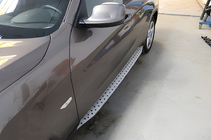 BMW X1 E84 2009-2015 Oryginalne progi boczne (2 szt., aluminium) zdjęcia 3