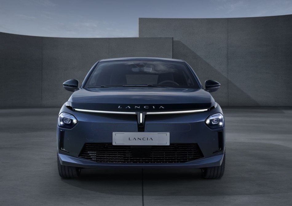 Lancia Ypsilon (L21): powrót stylu i wydajności