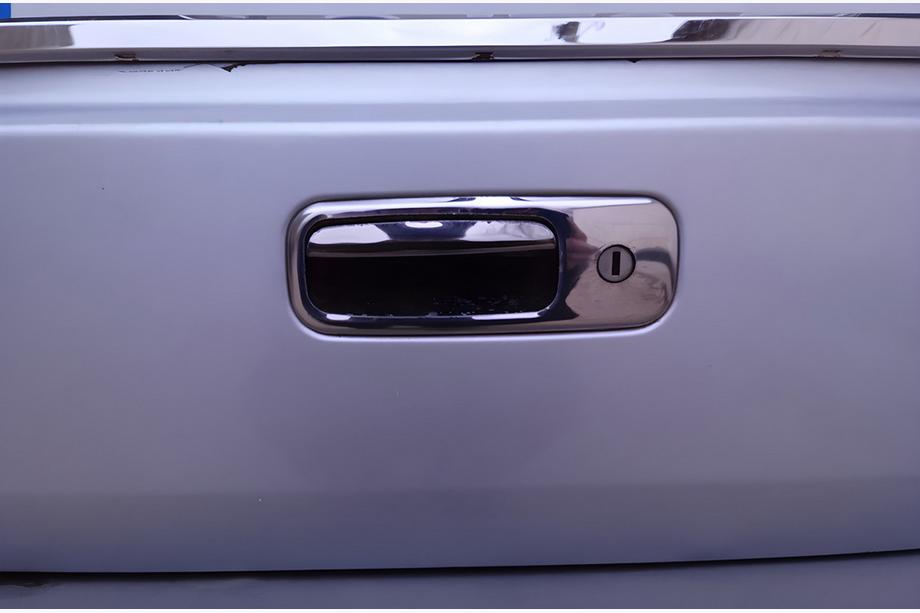 Volkswagen Caddy 2004-2010 Nakładka na Klamekę Bagażnika Stal Nierdzewna Image