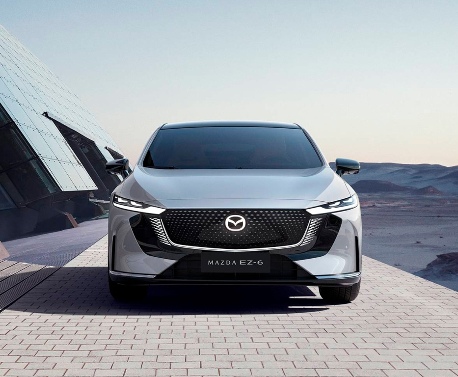 Recenzja hybrydowego liftbacka Mazdy EZ-6