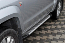 Volkswagen Amarok 2010-2022 Progi Boczné Line (2 szt., Aluminium) zdjęcia 1
