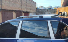 Porsche Cayenne 2003–2010 Relingi dachowe Skyport (srebrne) zdjęcia 3