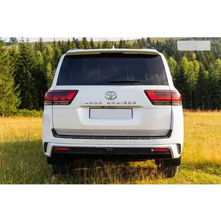 Nakładka na Tylny Zderzak GXR Toyota Land Cruiser 300 2021- zdjęcia 1