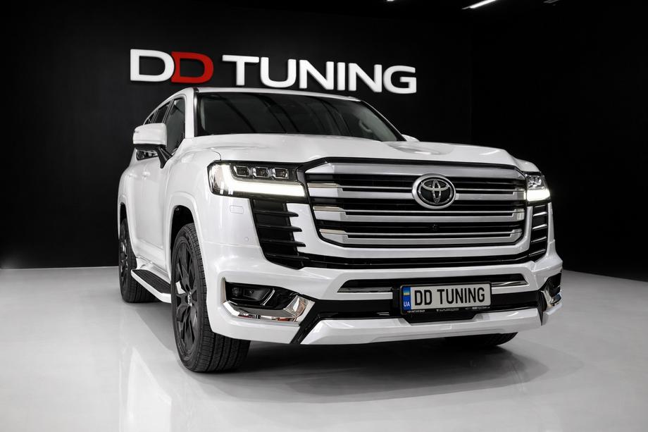 Toyota Land Cruiser 300 2021- Nakładka na przedni zderzak VXR Image