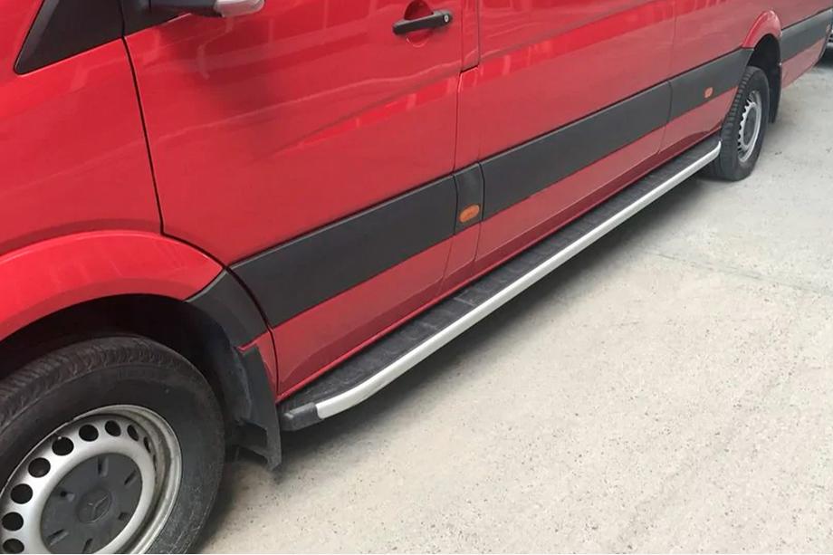 Volkswagen Crafter 2006-2016 Progi boczne Fullmond (2 szt., aluminium) Image