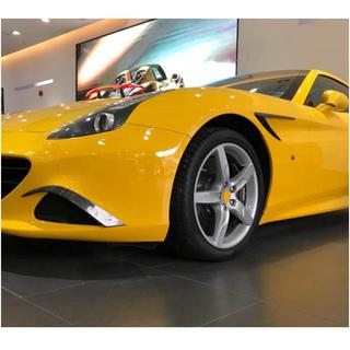 Nakładki na przednie błotniki z karbonu (2015-2018) Ferrari California 2008-2017 zdjęcia 3