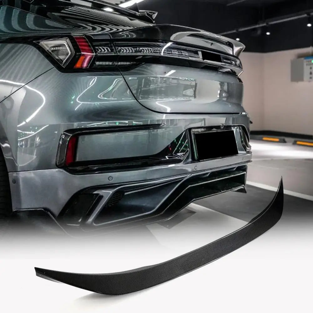 Spoiler (2021-2024, Carbon) zdjęcia 1