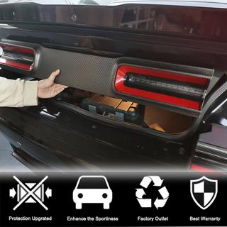 Nakładka na Klapę Bagażnika (2015-2023, Carbon) Dodge Challenger 2008-2023 zdjęcia 2