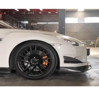 Nakładki na Przedni Zderzak z Włókna Węglowego (2009-2015) Nissan GT-R 2008-2025 zdjęcia 3