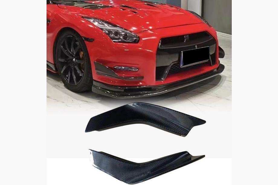 Nissan GT-R 2008-2025 Nakładki na Przedni Zderzak z Włókna Węglowego (2009-2015) Image