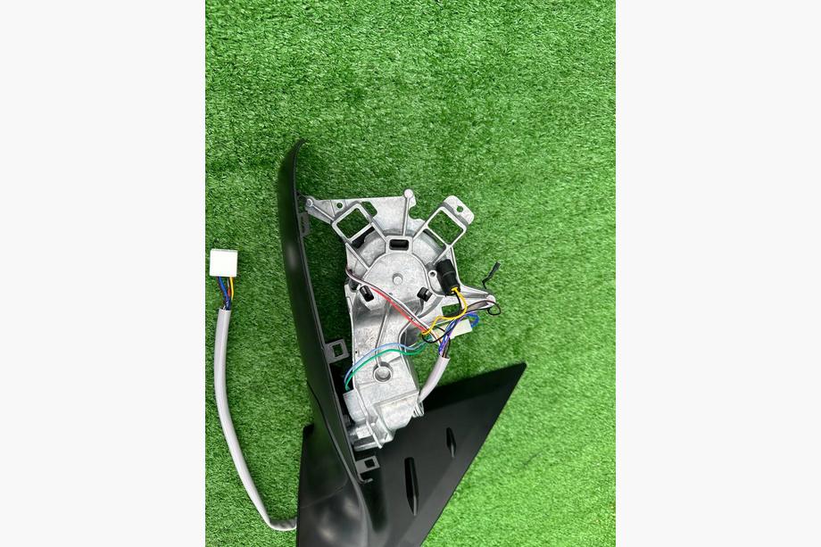 Toyota Land Cruiser 200 2007-2021 Mechanizm składania lusterek (Do 2012-2016, 1 szt) Image