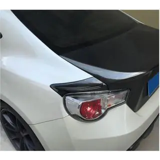 Nakładki na tylne błotniki z karbonu zdjęcia 3