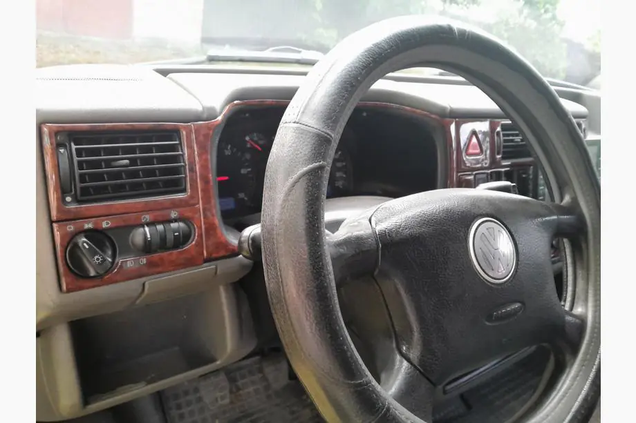 Volkswagen T4 Transporter 1990-2003 Nakładki na deskę rozdzielczą (1999-2003) Zdjęcia 13