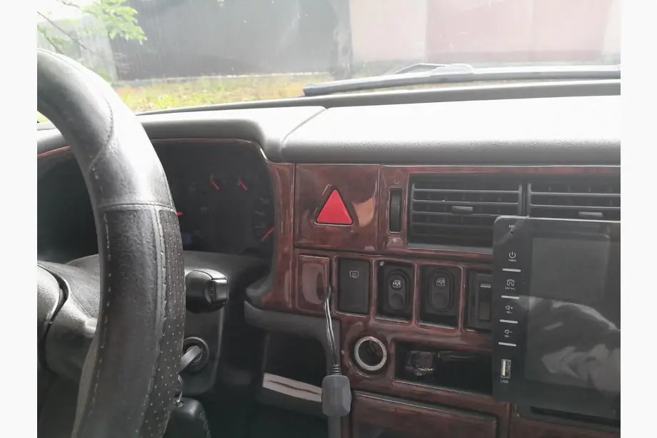 Volkswagen T4 Transporter 1990-2003 Nakładki na deskę rozdzielczą (1999-2003) Zdjęcia 12