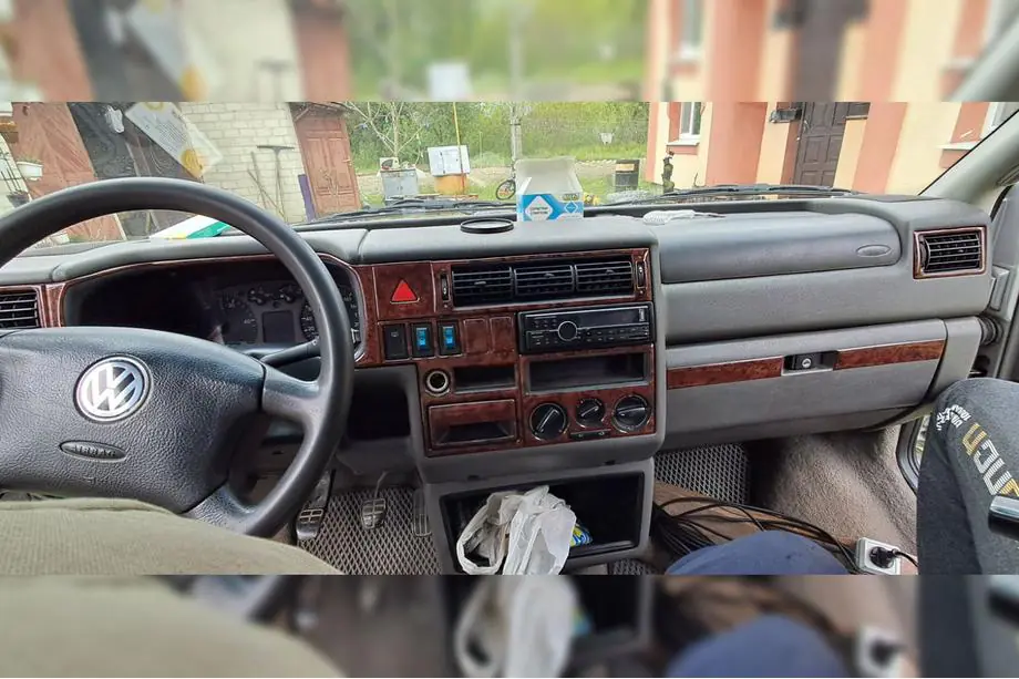 Volkswagen T4 Transporter 1990-2003 Nakładki na deskę rozdzielczą (1999-2003) Zdjęcia 5