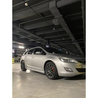 Progi Boczne HB/SW (z podkładem do lakierowania) Opel Astra J 2009-2015 zdjęcia 2