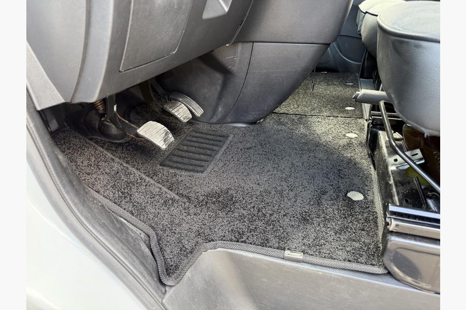 Fiat Talento 2016- Dywaniki welurowe Deluxe (2 szt, czarne) Zdjęcia 1