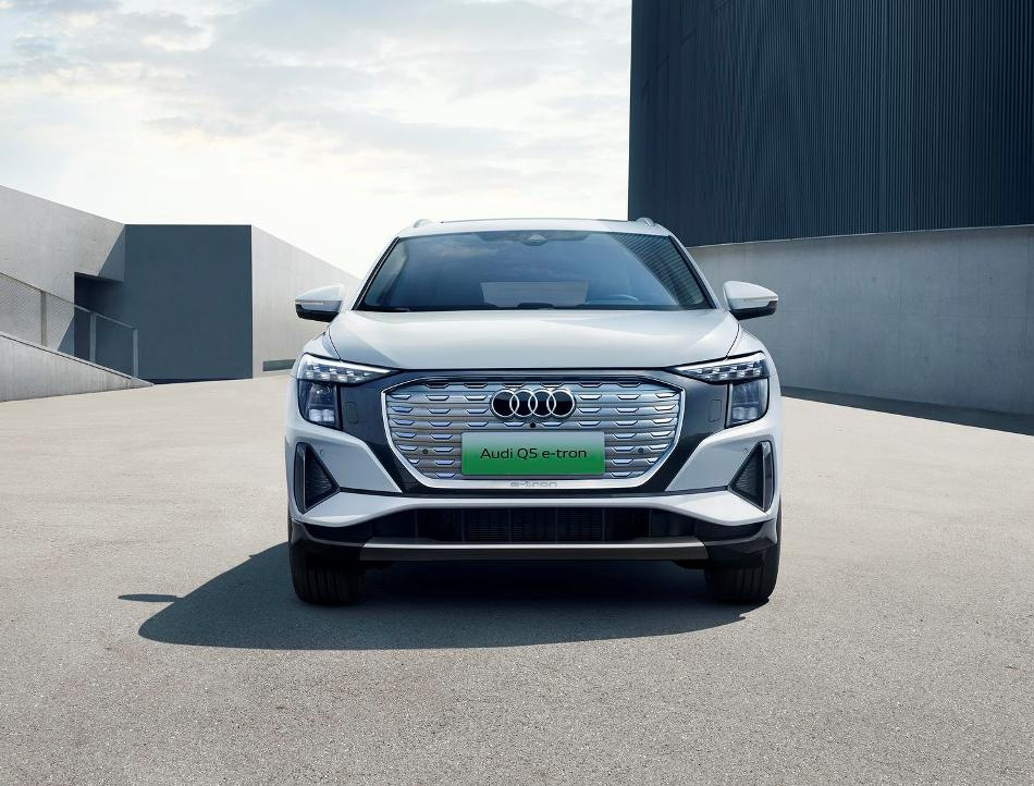 Audi Q5 e-tron: recenzja elektrycznego crossovera