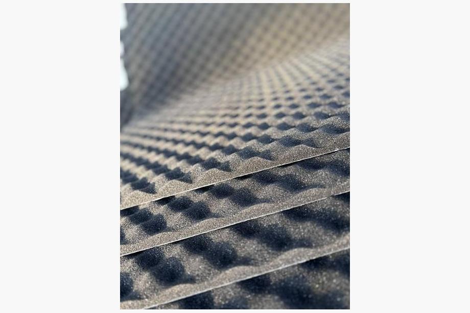 Materiał uszczelniający Sound Absorber PRO 15mm (75x100cm) Zdjęcia 3