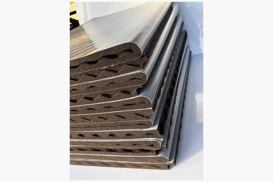 Materiał uszczelniający Sound Absorber PRO 15mm (75x100cm) Zdjęcia 1