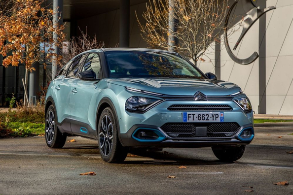 Citroen e-C4: Recenzja elektrycznego hatchbacka z naciskiem na komfort