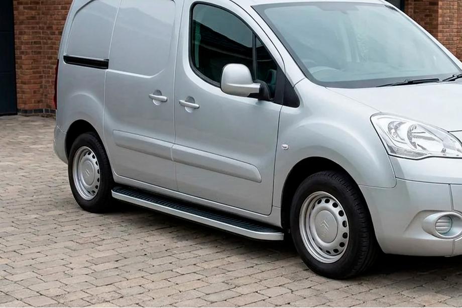 Peugeot Partner Tepee 2008-2018 Progi Boczne Tayga Grey (2 szt., Aluminium) Image