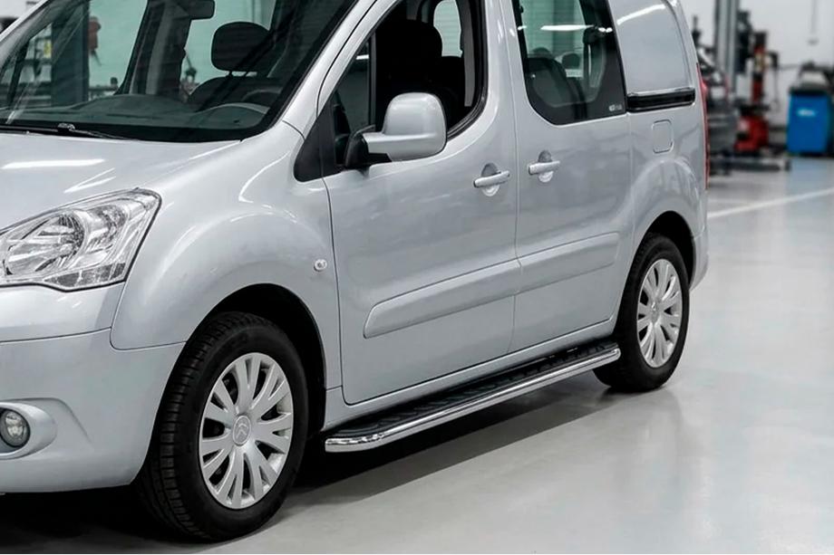 Peugeot Partner Tepee 2008-2018 Progi Boczne Maydos V1 (2 szt., Aluminium i Stal Nierdzewna) Image