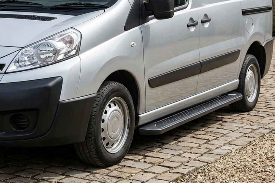 Citroen Jumpy 2007–2017 Progi Boczné Allmond Black (2 szt., Aluminium) Image