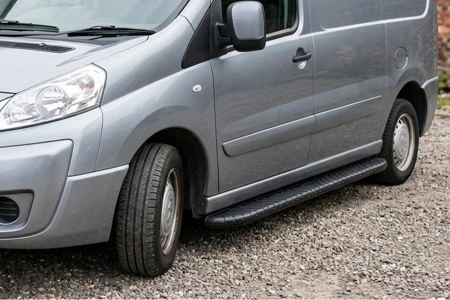 Fiat Scudo 2007-2015 Progi Boczné Bosphorus Black (2 szt., Aluminium) Image