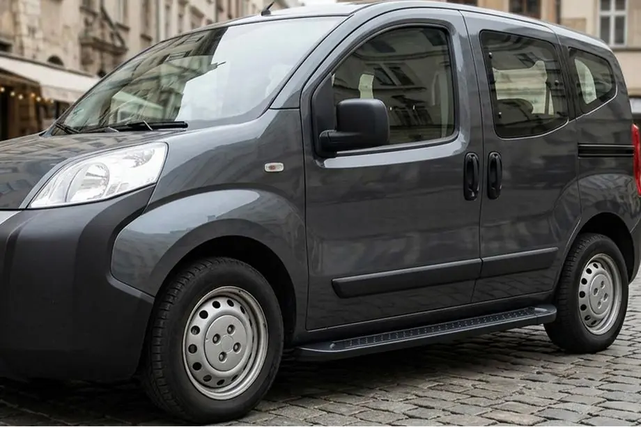Citroen Nemo 2007-2017 Progi Boczné Allmond Black (2 szt., Aluminium) Image