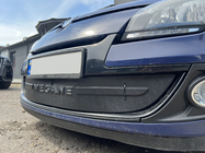 Renault Megane III 2009-2016 Zimowa zaślepka grilla (2009-2013, dolna) Matowy zdjęcia 4